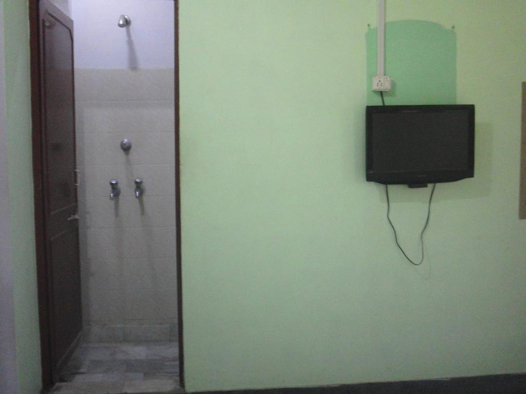 ורנאסי Shivakashi Guest House חדר תמונה