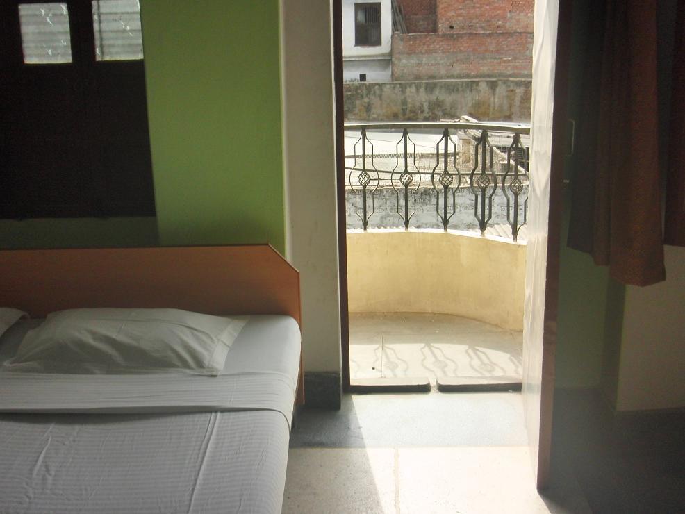 ורנאסי Shivakashi Guest House חדר תמונה
