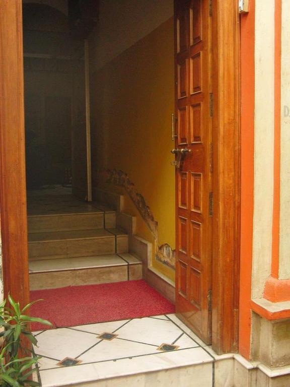 ורנאסי Shivakashi Guest House מראה חיצוני תמונה