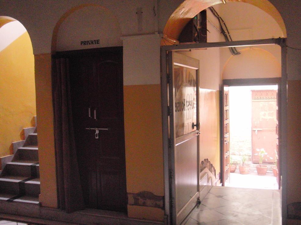 ורנאסי Shivakashi Guest House מראה חיצוני תמונה